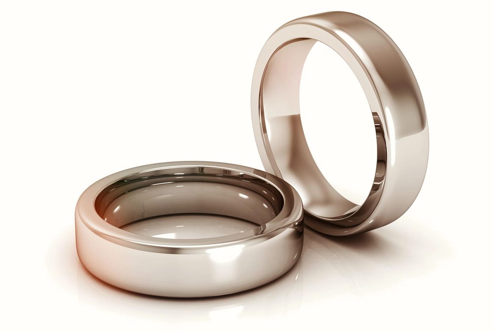 What You Need to Know About Titanium Wedding Bands